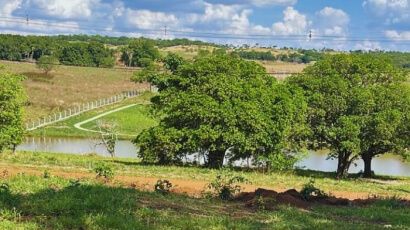 Ágio no Condomínio Recanto do Lago - vísta para o lago  - Qd04 Lt13